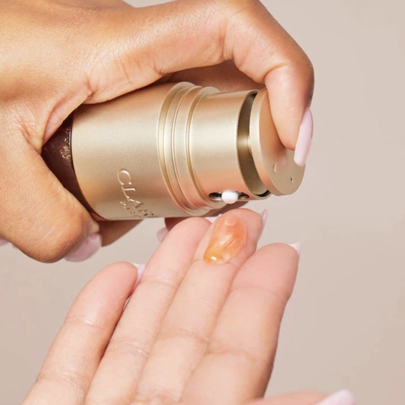 🆕Clarins Double Serum Complete Age Control Concentrate 1.6oz - Picture 7 of 8